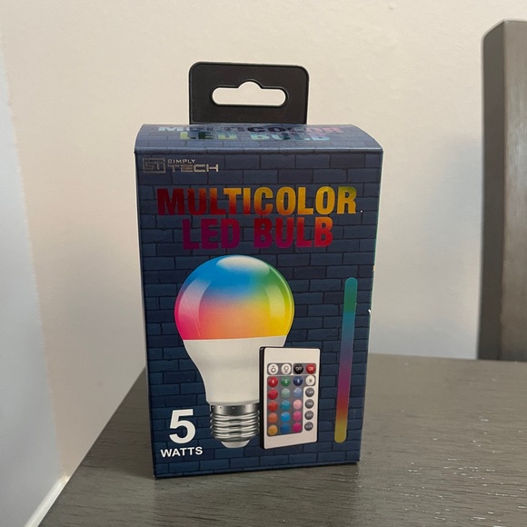 Multicolor LED Bulb with Remote - Picture 1 of 4